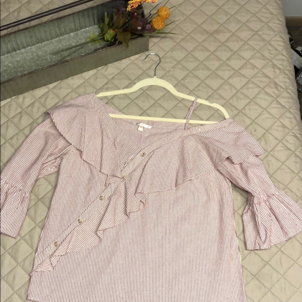Stitch Fix purchase, never worn.